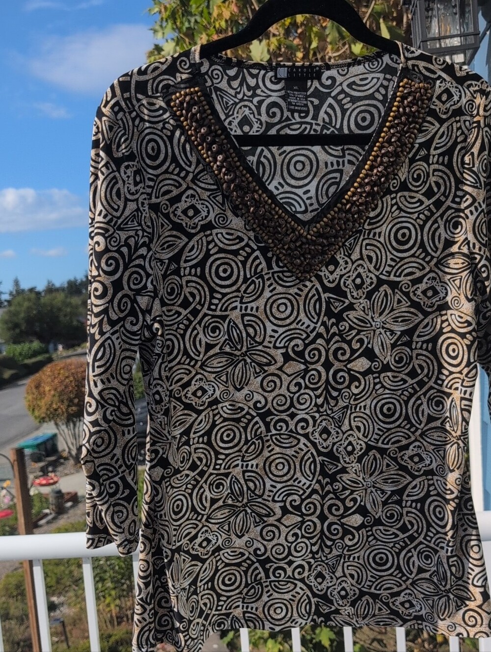 Carole Little Black and Tan Beaded V-Neck Long Sleeve Top